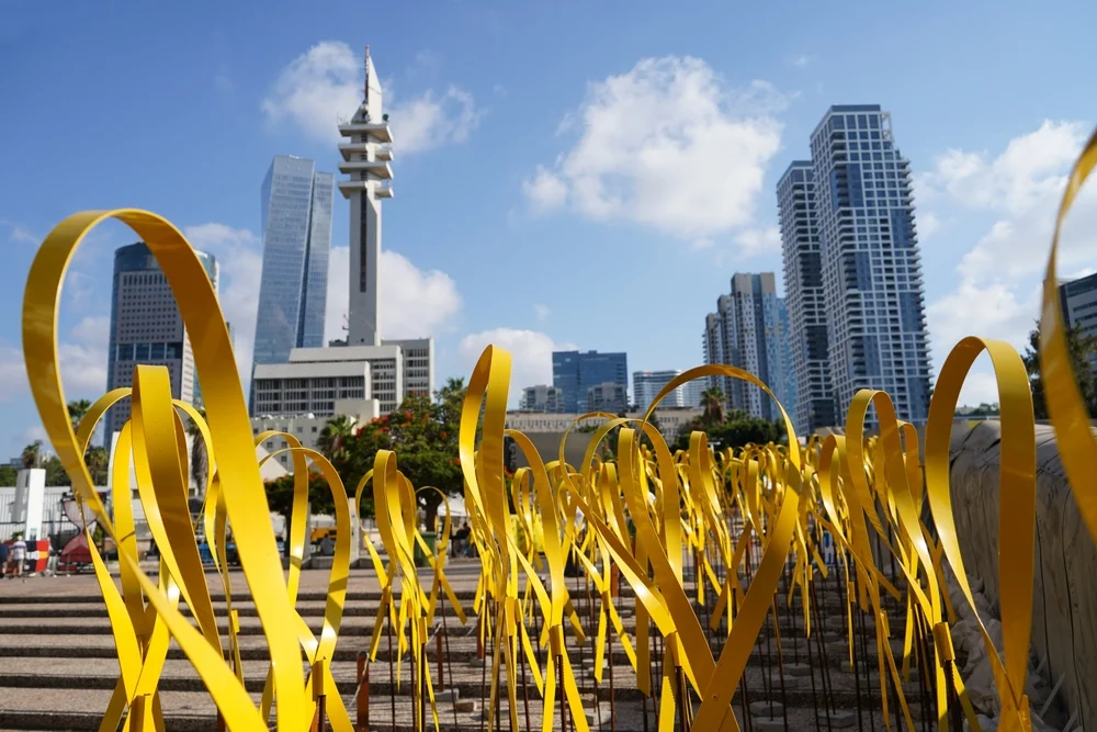 האדמו"ר מנדבורנה: "למדו מהחטופה ששמרה על המצוות בשבי"