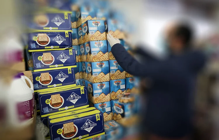 משמרת למשמרת: הרבנות יוזמת – מוצרי הפסח השנה יקבלו סימני היכר מיוחדים