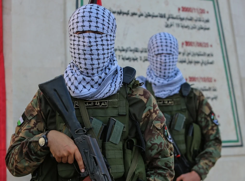 חמאס הכריז: "עוצרים את עסקת החטופים"