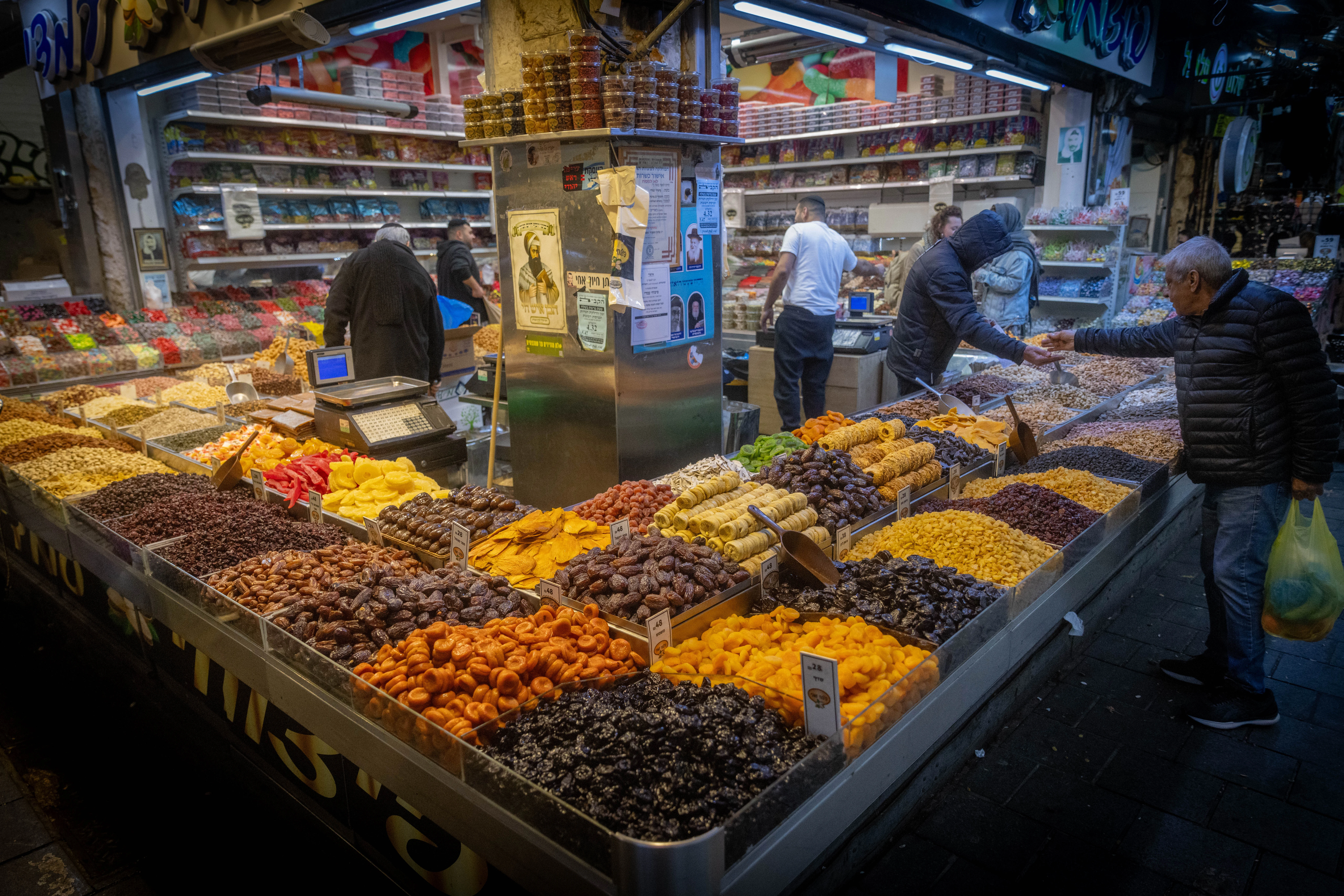 פירות יבשים? הטעות שכולנו עושים בט"ו בשבט פירות יבשים? הטעות שכולנו עושים בט"ו בשבט