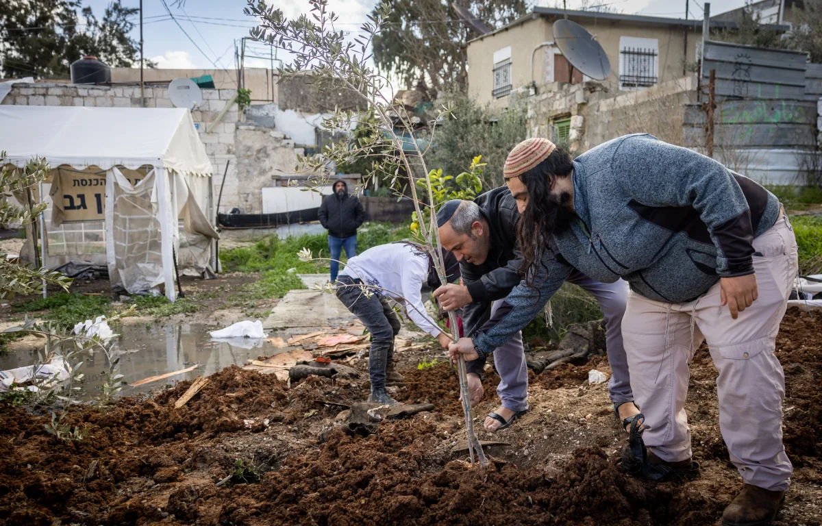 התגלית המטלטלת של המקובלים: זו הסיבה שאסור לקרוא לילדים בשמות של פירות ועצים
