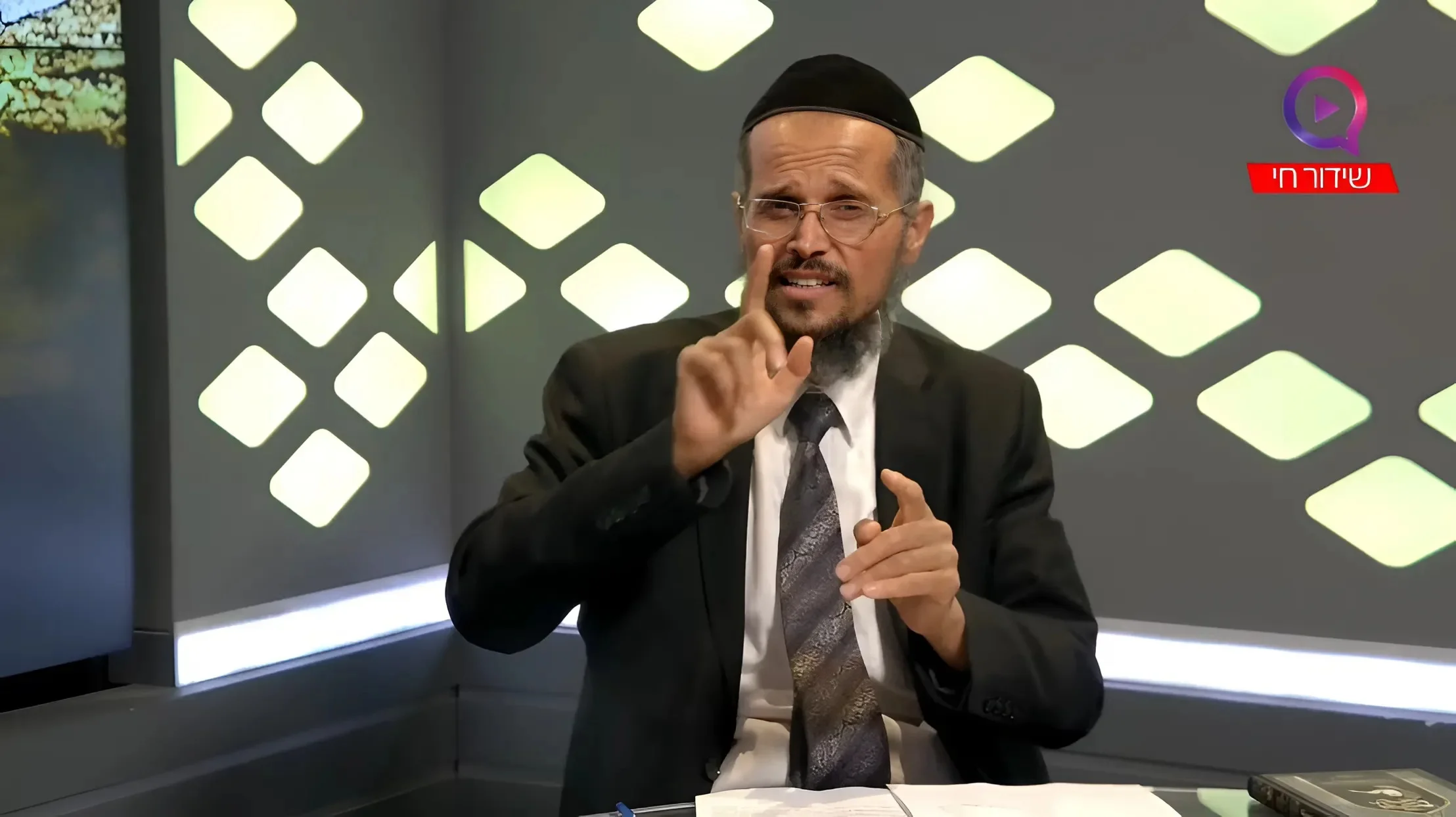 חשיפה מרעישה! מי באמת מנהל את המלחמה הזאת?