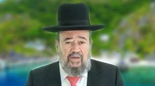 הסוד שמאחורי יתרו: למה התורה מזכירה את עברו בניגוד לכללי ההלכה?
