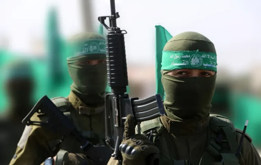 דמעות, תקווה ואיומים: רשימת החטופים צפויה להתפרסם – המשפחות על הקצה דמעות, תקווה ואיומים: רשימת החטופים צפויה להתפרסם – המשפחות על הקצה