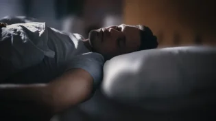 לא זוכרים מה חלמתם בלילה? זה מה שזה באמת אומר על המוח שלכם