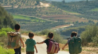 הנאצים עמדו לקחת אותם - אבל תפילה אחת שינתה את גורלם
