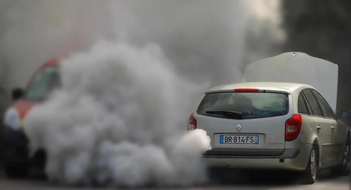 חשבתם שסיגריות מסוכנות? מחקר חדש חושף את האויב האמיתי של הריאות שלכם