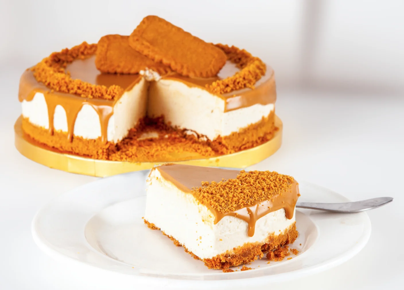 עוגת לוטוס חלומית – בלי אפייה ועם מינימום מאמץ