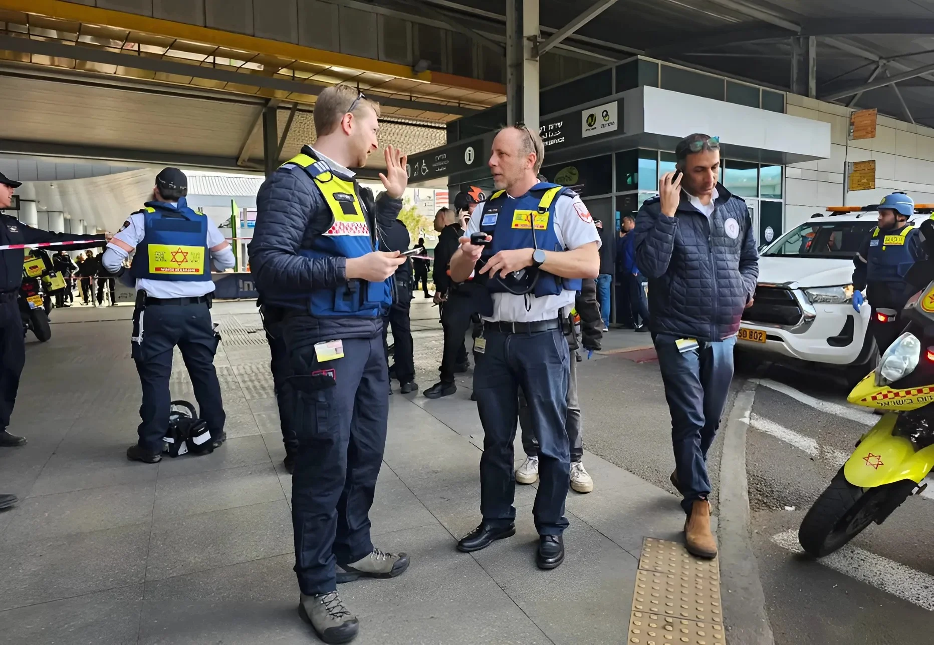 רה"מ נתניהו בתגובה לפיגוע: "נכה בטרור עד שיבינו שאין להם עתיד כאן" רה"מ נתניהו בתגובה לפיגוע: "נכה בטרור עד שיבינו שאין להם עתיד כאן"