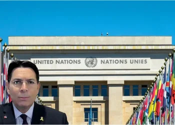 דני דנון תוקף את האו"ם: "הרעב היחיד בעזה – של החטופים שלנו" דני דנון תוקף את האו"ם: "הרעב היחיד בעזה – של החטופים שלנו"