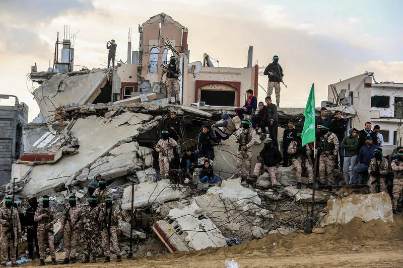 שעון החול בעזה אוזל: ישראל שוקלת פעולה צבאית אם לא יחול שינוי במשא ומתן שעון החול בעזה אוזל: ישראל שוקלת פעולה צבאית אם לא יחול שינוי במשא ומתן