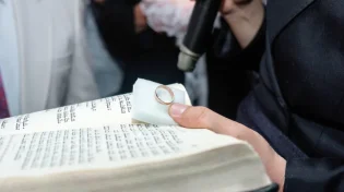 הערה אחת הרסה שידוך מבטיח - אבל הסוף של הסיפור לא ייאמן