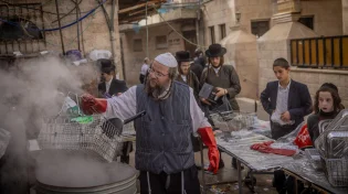 איך יודעים מה צריך להגעיל לקראת פסח? מרן הרב יצחק יוסף עונה
