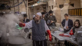 איך יודעים מה צריך להגעיל לקראת פסח? מרן הרב יצחק יוסף עונה