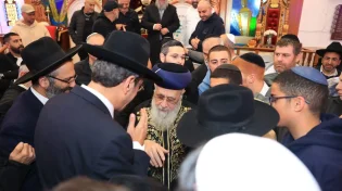 חולון לבשה חג: מעמד היסטורי בראשות מרן פוסק הדור
