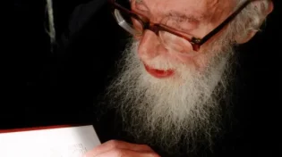 מטלטל: למה הרב אויערבך סירב לטרמפ בגשם שוטף?