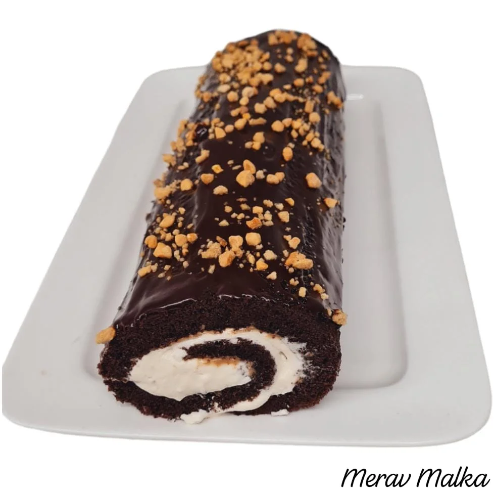 רולדה שוקולד במילוי קרם גבינה – טעמים שילקחו אותך למקום מתוק במיוחד