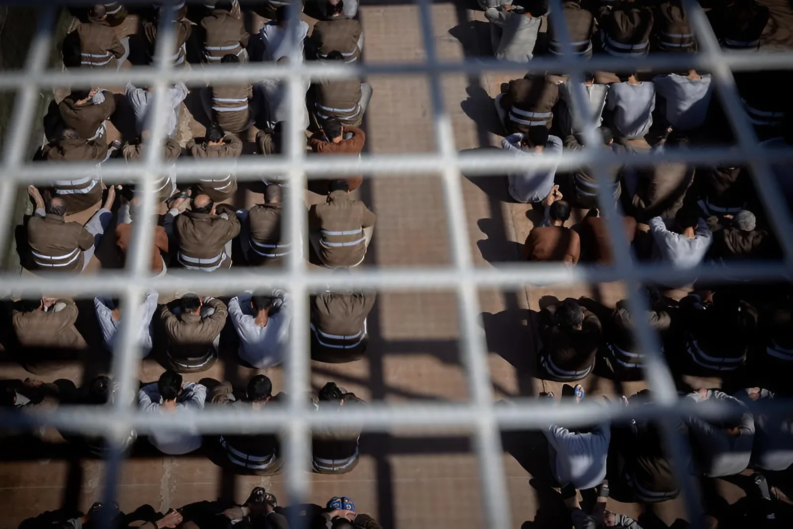 מקומם: סער אופיר, החשוד בהכאת מחבל נוחב'ה למוות &ndash; נחקר שוב בגלל ציור שצייר בתאו