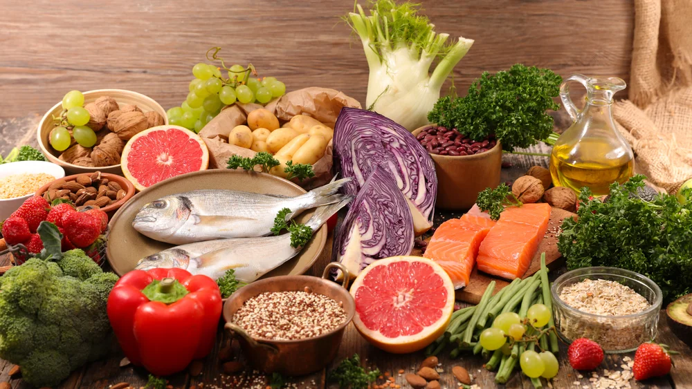 כמה עולה בריאות? סל המזון הבריא בישראל – לא לכל כיס כמה עולה בריאות? סל המזון הבריא בישראל – לא לכל כיס