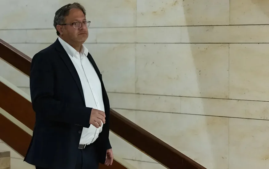 השר בן גביר עתר לבג״ץ: דורש לחשוף את מסמכי השב"כ שנוגעים לחקירה חשאית נגדו השר בן גביר עתר לבג״ץ: דורש לחשוף את מסמכי השב"כ שנוגעים לחקירה חשאית נגדו