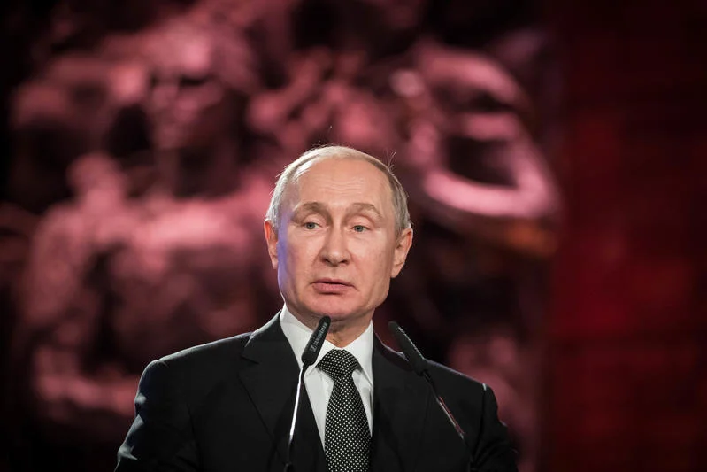 הצוללת, האיומים – והחזון של פוטין: שלב חדש במלחמה על אוקראינה