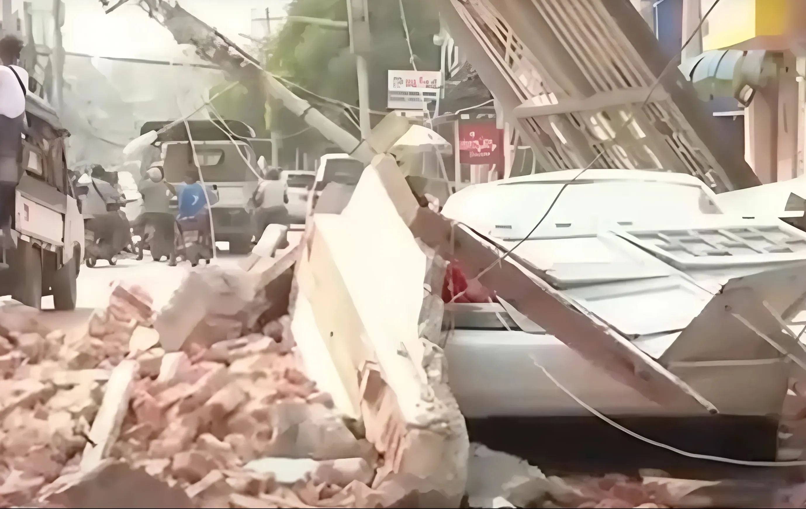 רעידת אדמה קטלנית במיאנמר: יותר מ־1,600 הרוגים – ומאות עדיין לכודים