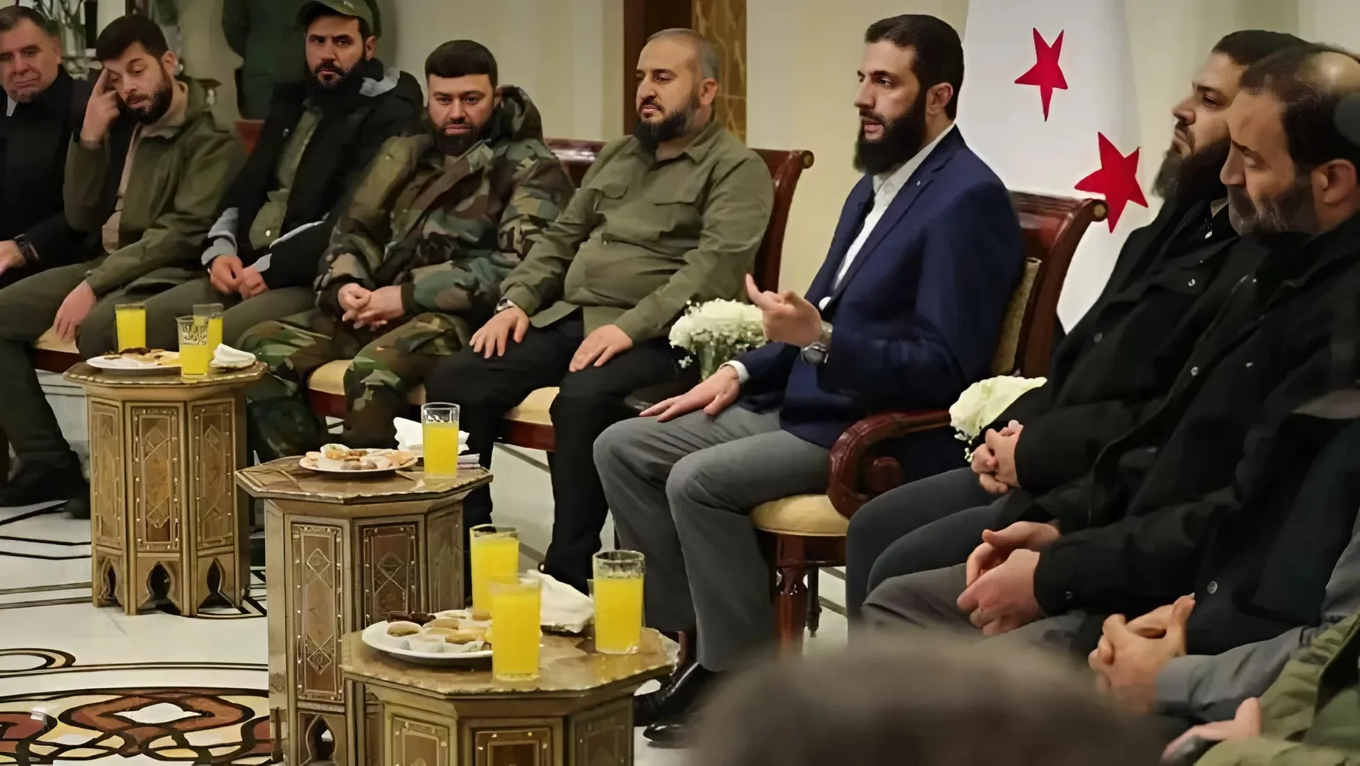 אחרי הטבח – אל-ג'ולאני מציג את ממשלת "החופש והזכויות" אחרי הטבח – אל-ג'ולאני מציג את ממשלת "החופש והזכויות"