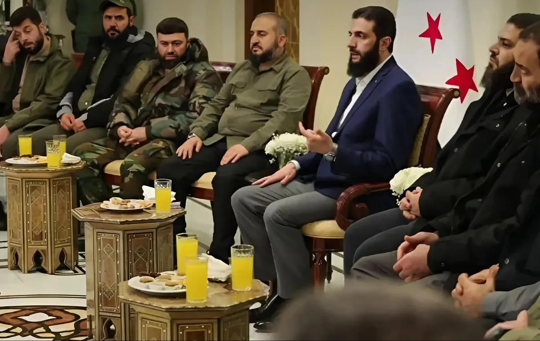 אחרי הטבח – אל-ג'ולאני מציג את ממשלת "החופש והזכויות" אחרי הטבח – אל-ג'ולאני מציג את ממשלת "החופש והזכויות"