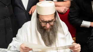 הסגולה הסודית של הרב פינטו לערב ראש חודש ניסן - תוך דקות תרגישו שינוי!
