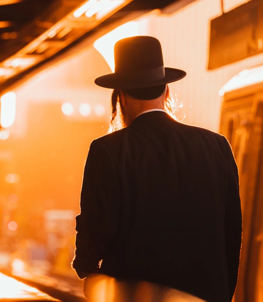 הרב נעמד באמצע הכנס – וחשף סוד שלא נשכח לעולם הרב נעמד באמצע הכנס – וחשף סוד שלא נשכח לעולם