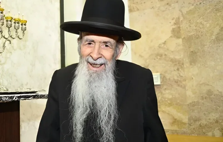 מצבו של הגאון רבי יהודה עדס החמיר – הציבור נקרא לעורר רחמי שמיים