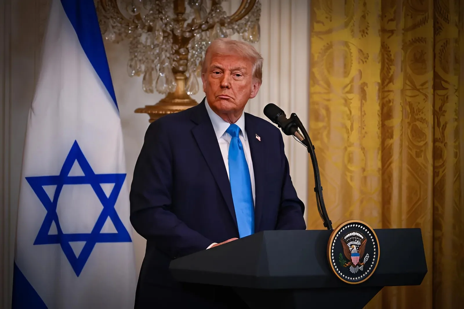 דיווח: טראמפ שוקל מגעים חשאיים עם איראן – על רקע הכנות צבאיות לעימות