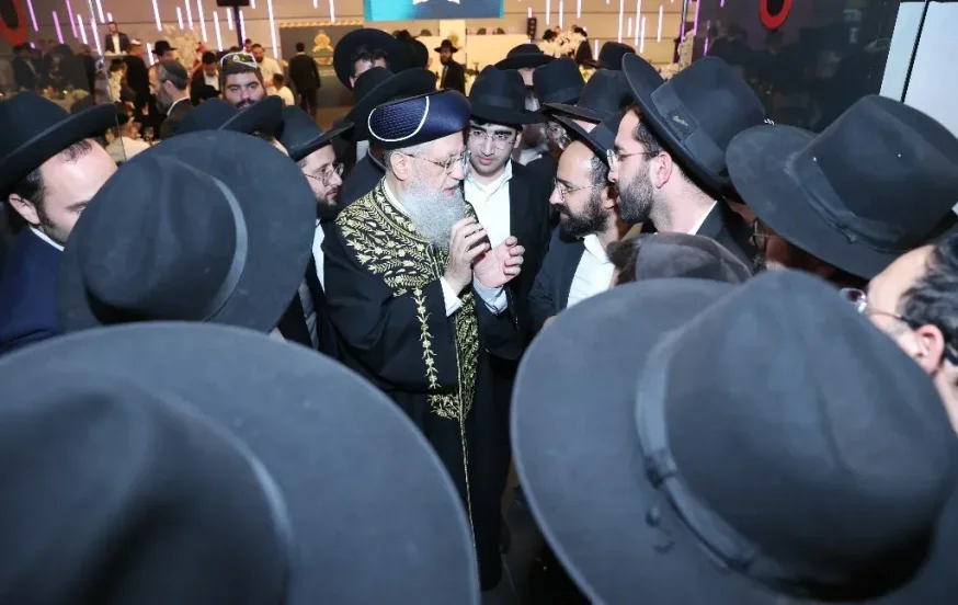 אחדות כזו לא נראתה שנים &ndash; מאות אברכים, 450 חידושים ו-10 מיליון אותיות של אור