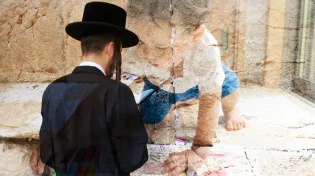 מה כל ילד בן שנתיים יכול להבין משיעור תורה? זה מה שהרבי גילה על הילד הקטן