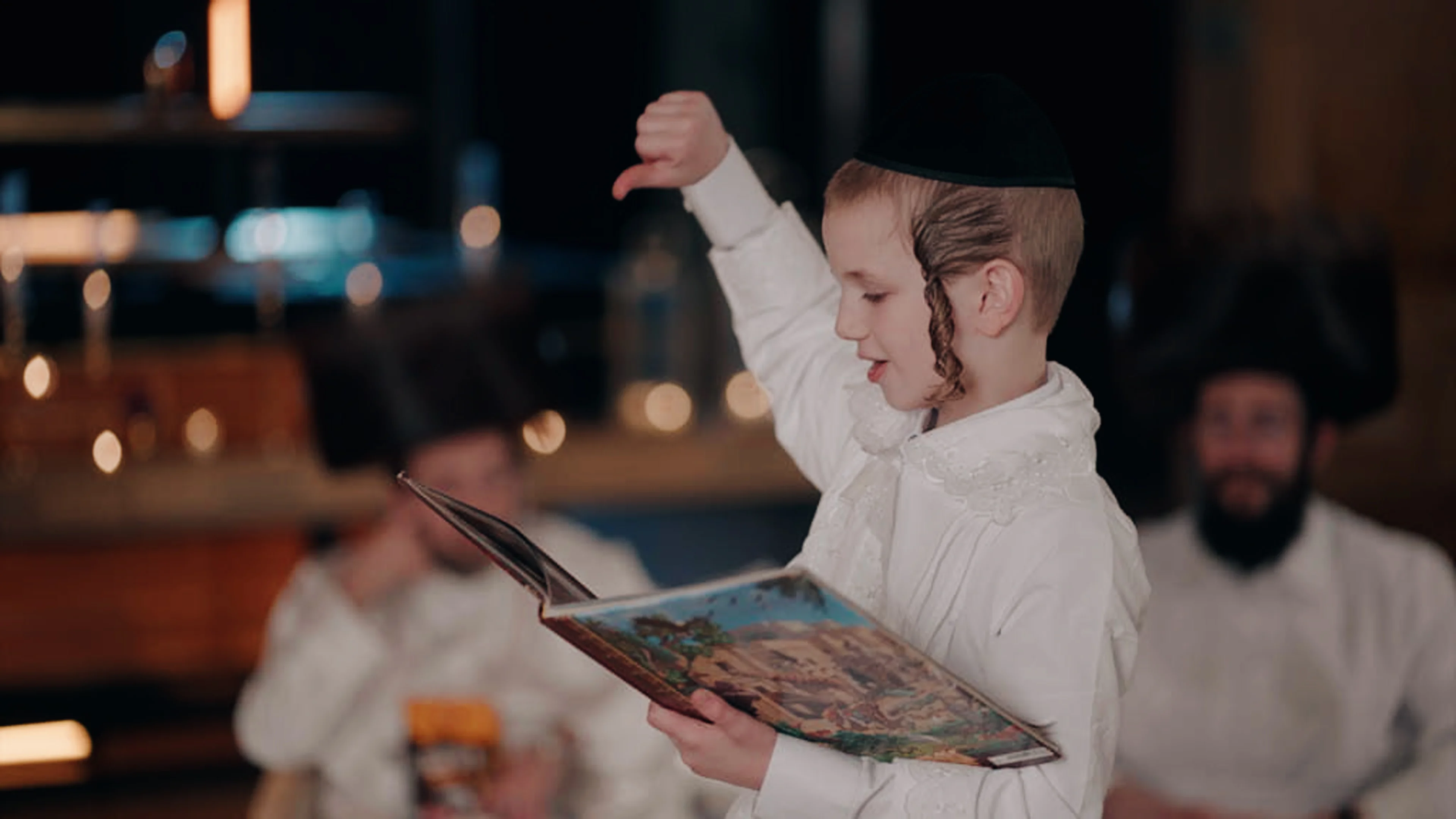 מקהלת מלכות, אהרלה סאמעט, דודי קאליש, שלוימי גרטנר - "פסח"