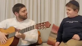 ילד הפלא שלא נותן לכאב לשבור אותו - ריגש את משה ולדר בשיר ספונטני שלא הותיר עין יבשה