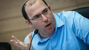 יו"ר ועדת החוקה שמחה רוטמן תוקף את בג"ץ:  "מבזבזים את הזמן של כולנו"