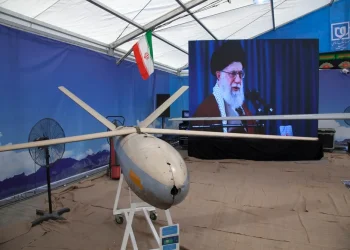 התובע בארגנטינה דורש: צו מעצר בינלאומי נגד חמינאי על מעורבות בפיגוע ב-1994