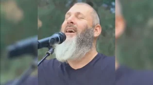 "זה הדור האחרון, עוד מעט נגאלים": עדי גביסון משחרר ביט חדש על פרשת צו