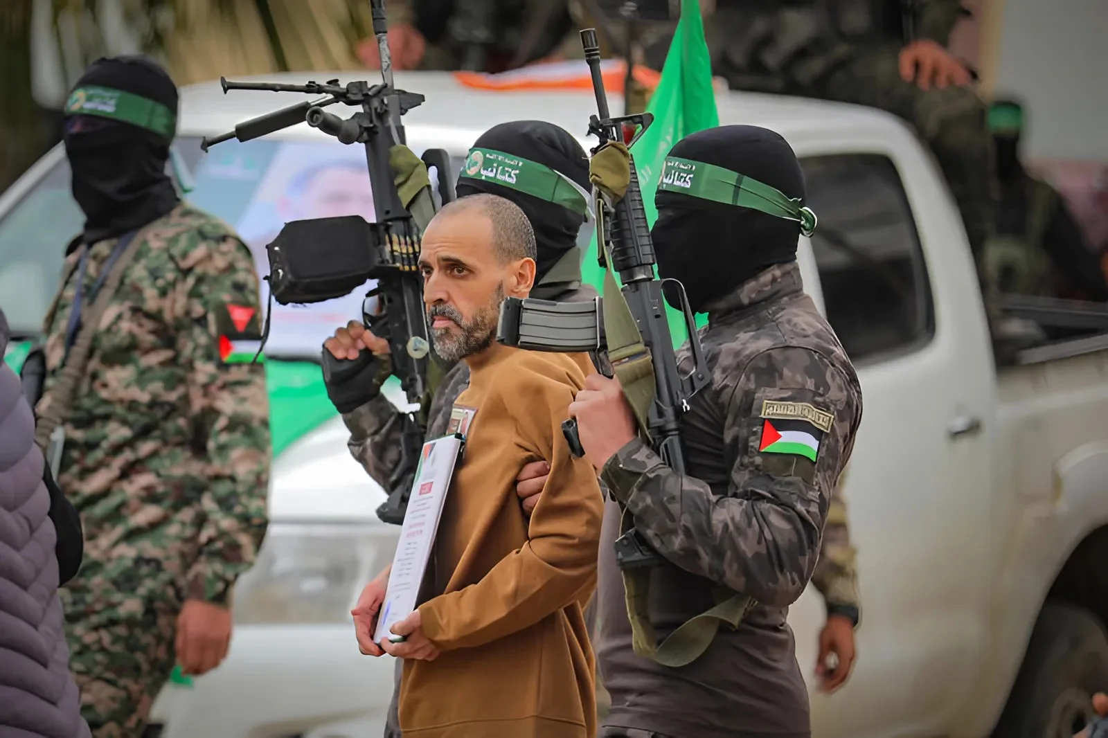 היד שתמכה בשבי – הושמדה: חוסל הבכיר שתועד לצד אלי שרעבי