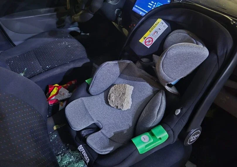 במהלך יום שני: דריסה, אבנים ובקבוק חשוד – גל פיגועים ביו"ש