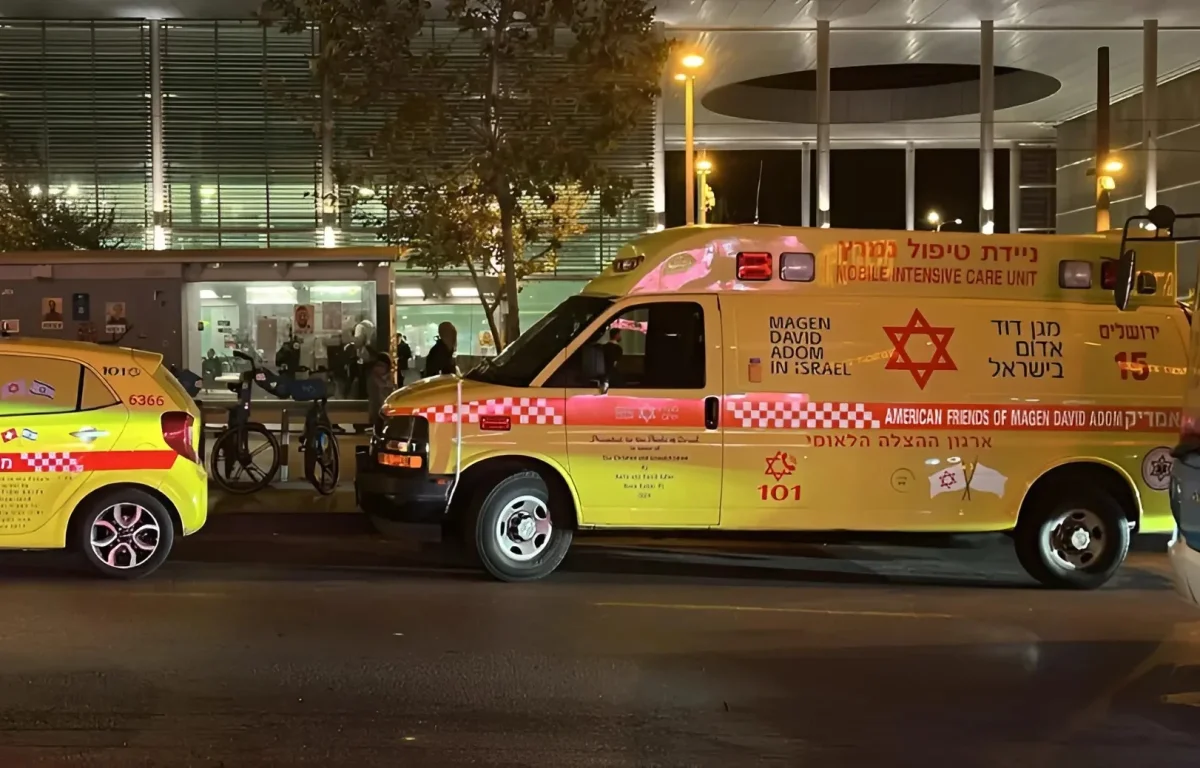 תאונה חריגה בתחנת הרכבת בירושלים: ילד בן 4 במצב קשה בעקבות התנגשות בילד אחר