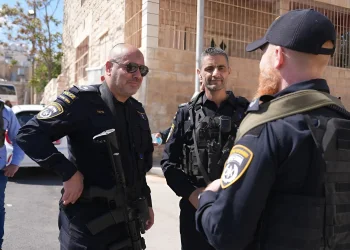 בצל המתיחות הביטחונית: 25,000 פקדו את מערת המכפלה בחול המועד