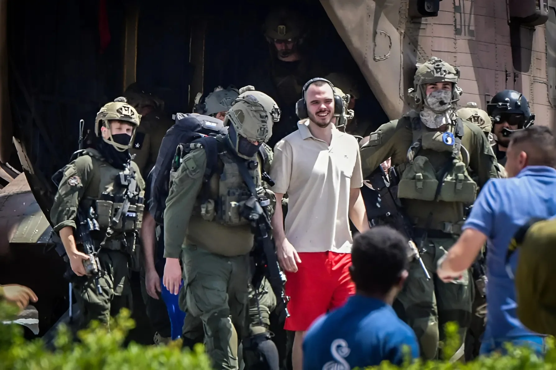 נחשף: מבצע חילוץ החטופים כמעט וסוכל – בגלל הדלפה מתוך השב"כ