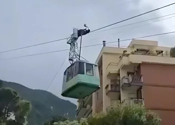 אסון באיטליה: ישראלית ושלושה תיירים נהרגו בקריסת רכבל סמוך לנאפולי