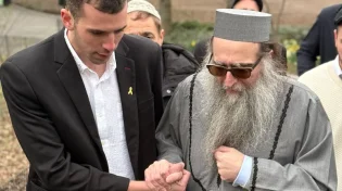 "מפגש של נשמה": הבלוגר המוכר דניאל עמרם ביקר בישיבת הרב פינטו בניו יורק - ויצא נפעם מיוזמה חברתית חדשה