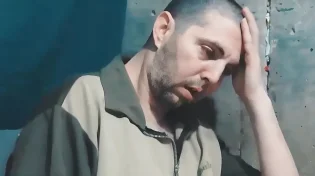 אות חיים נוסף מהשבי - ולחץ ציבורי מתגבר: חמאס פרסם סרטון שלישי של אלקנה בוחבוט
