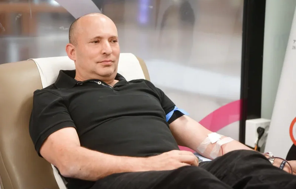 נפתלי בנט פונה לבית החולים לאחר שחש ברע &ndash; עבר צנתור