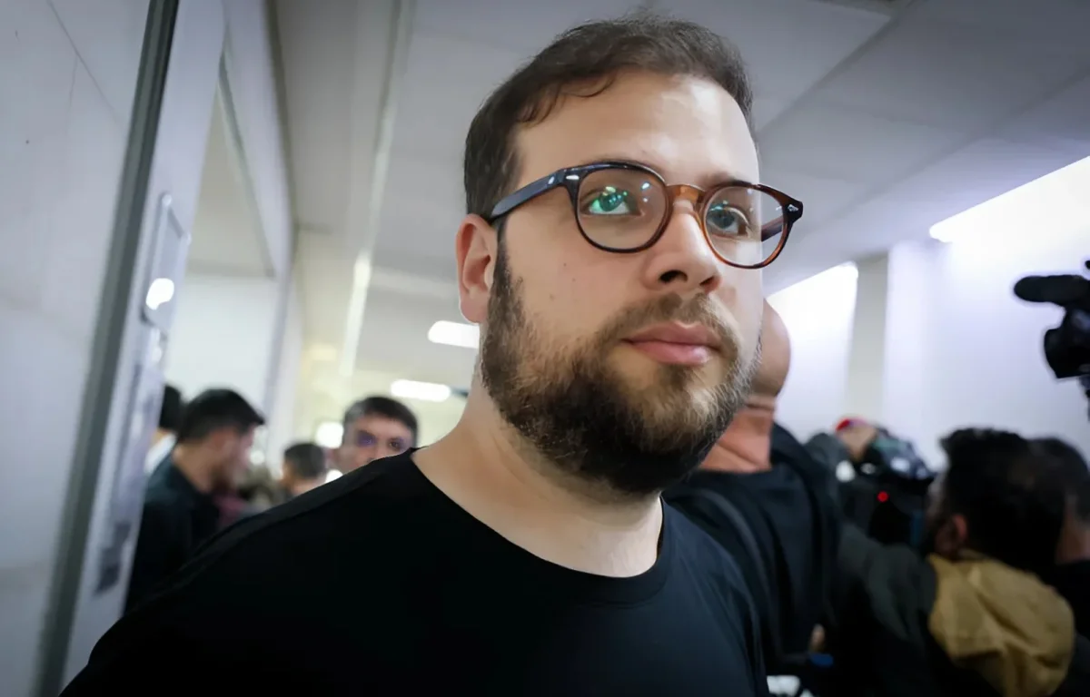 דיווח: יועצו של נתניהו זומן לבדיקה ביטחונית – וביטל ברגע האחרון דיווח: יועצו של נתניהו זומן לבדיקה ביטחונית – וביטל ברגע האחרון