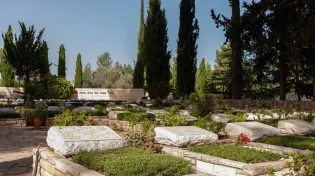 צה"ל הודיע על מותה של חיילת בת 20 - שנפצעה במחסום ענתות
